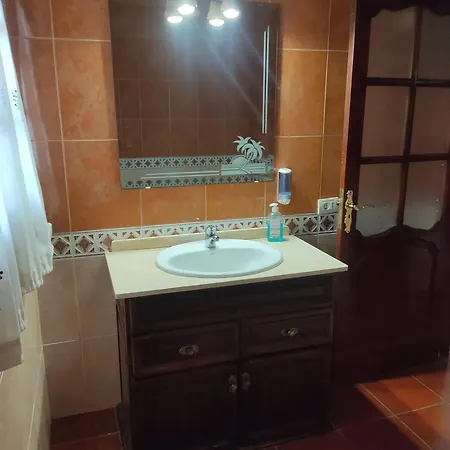 Semesterbostad Charming House With Pool In *